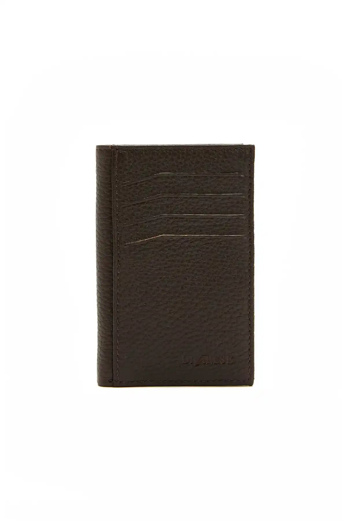 Divarese Erkek Cüzdanları: Modern ve Şık Tasarımlarla Günlük ve İş Kullanımı İçin Uygun