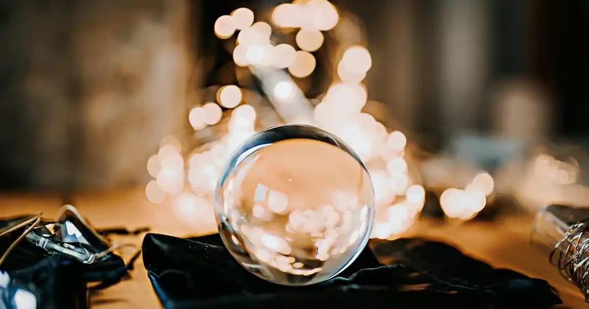 Dubai Elbise Modelleri: Geleneksel ve Modern Tasarımlarla Moda Dünyasında Parlayan Yıldız