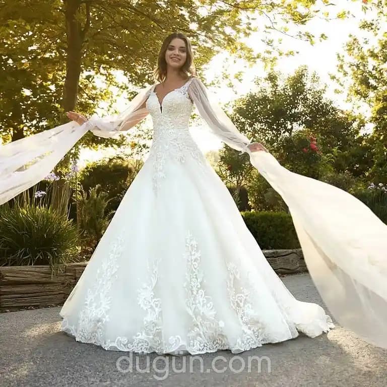 Düğün Modasında Güncel Trendler ve Gelinlik ile Damatlık Seçenekleri