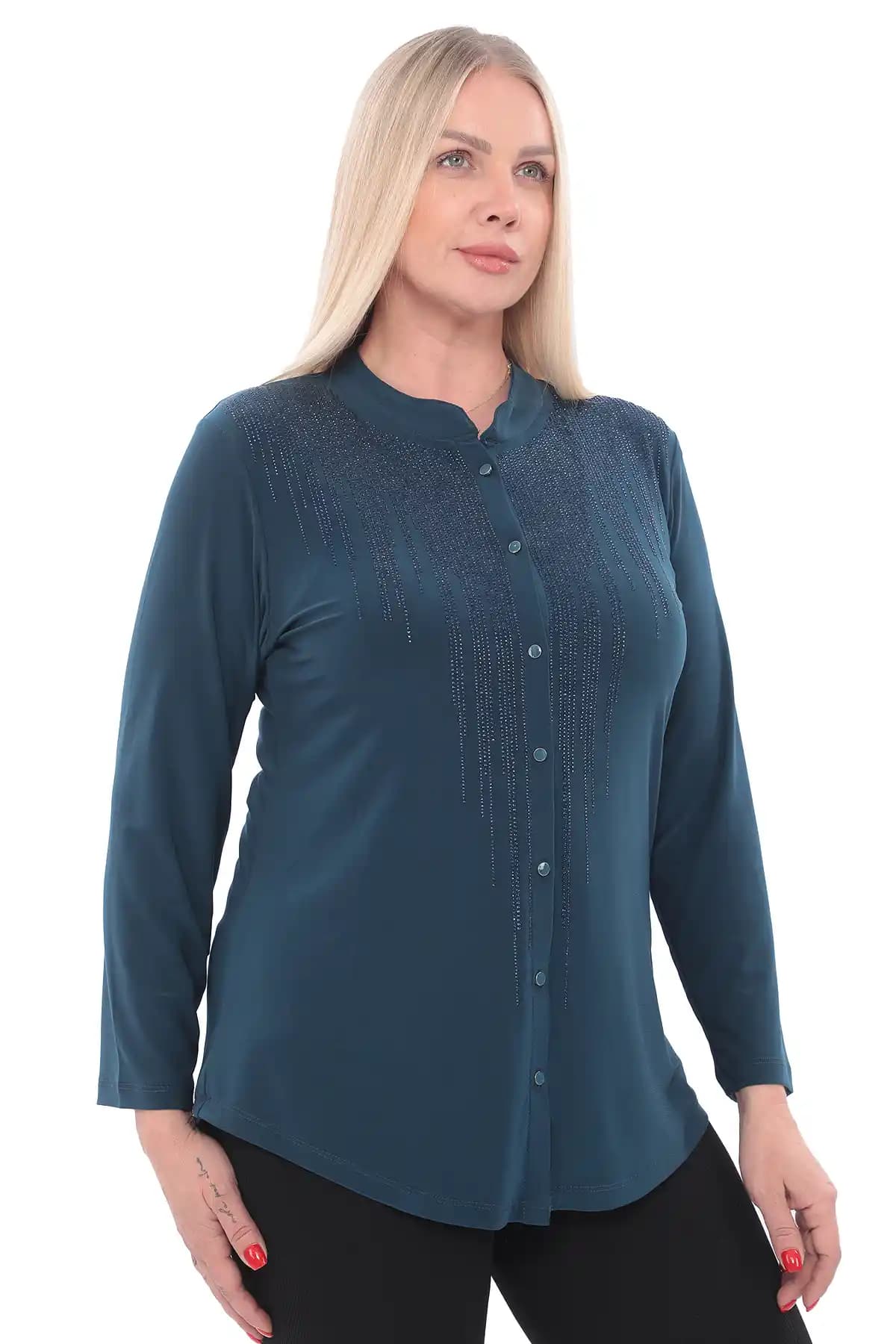 Düğünlük Gömlek Seçenekleri ve Trendler: Şıklık ve Konforu Bir Arada Sunan Moda Parçaları