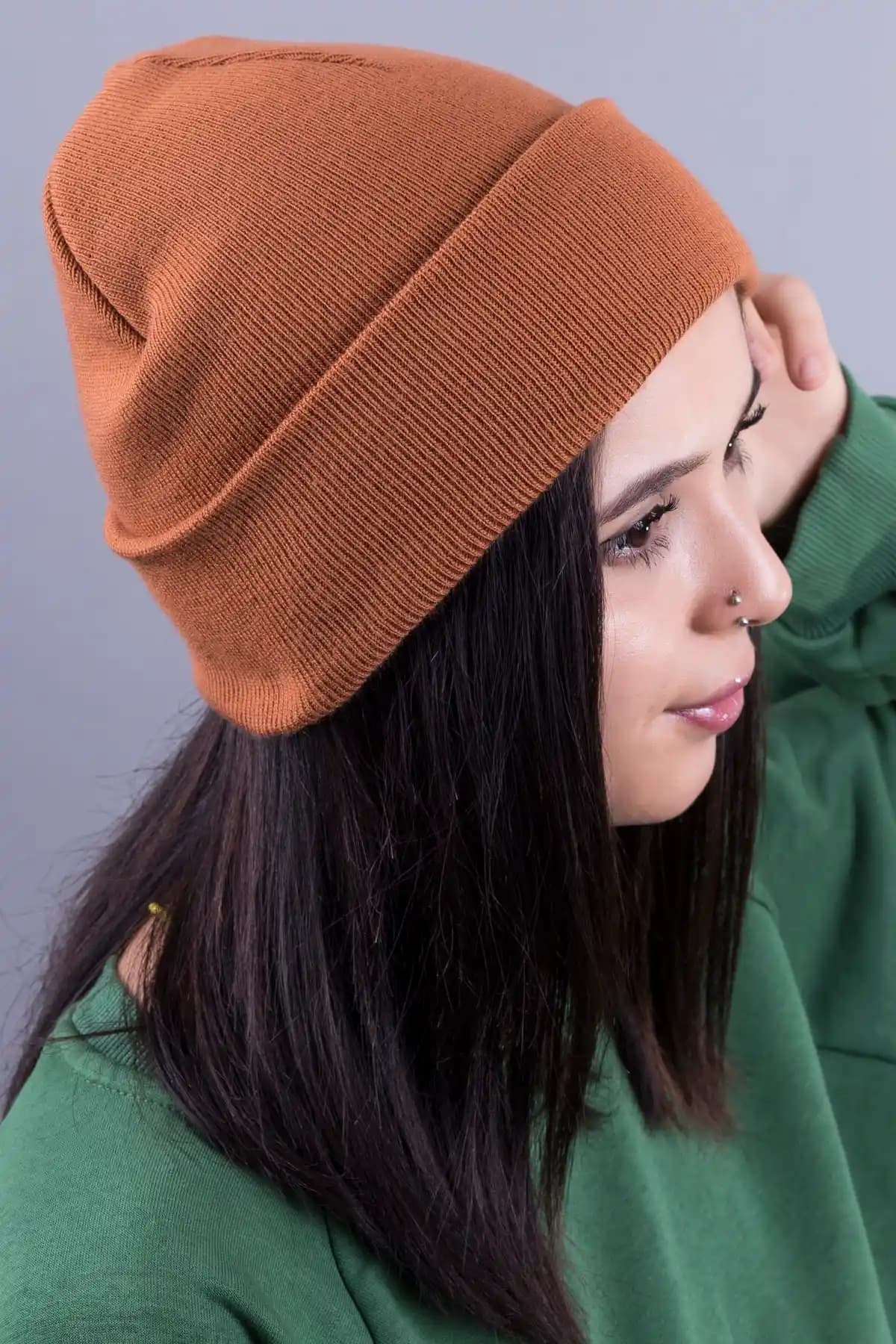 Düzyer Bere Nedir ve Moda Dünyasında Stil ve İşlevselliğin Buluşması