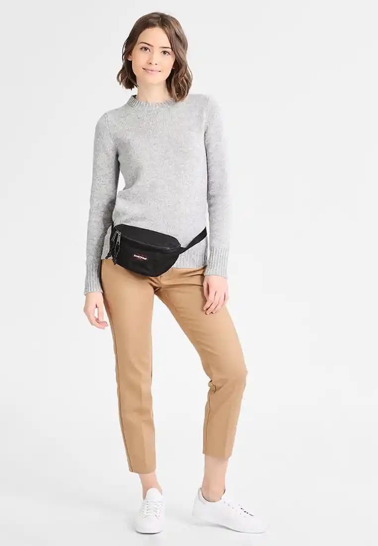 Eastpak Springer Çanta ile Tarzınızı Yükseltin Modern ve Dayanıklı Tasarım Alternatifleri