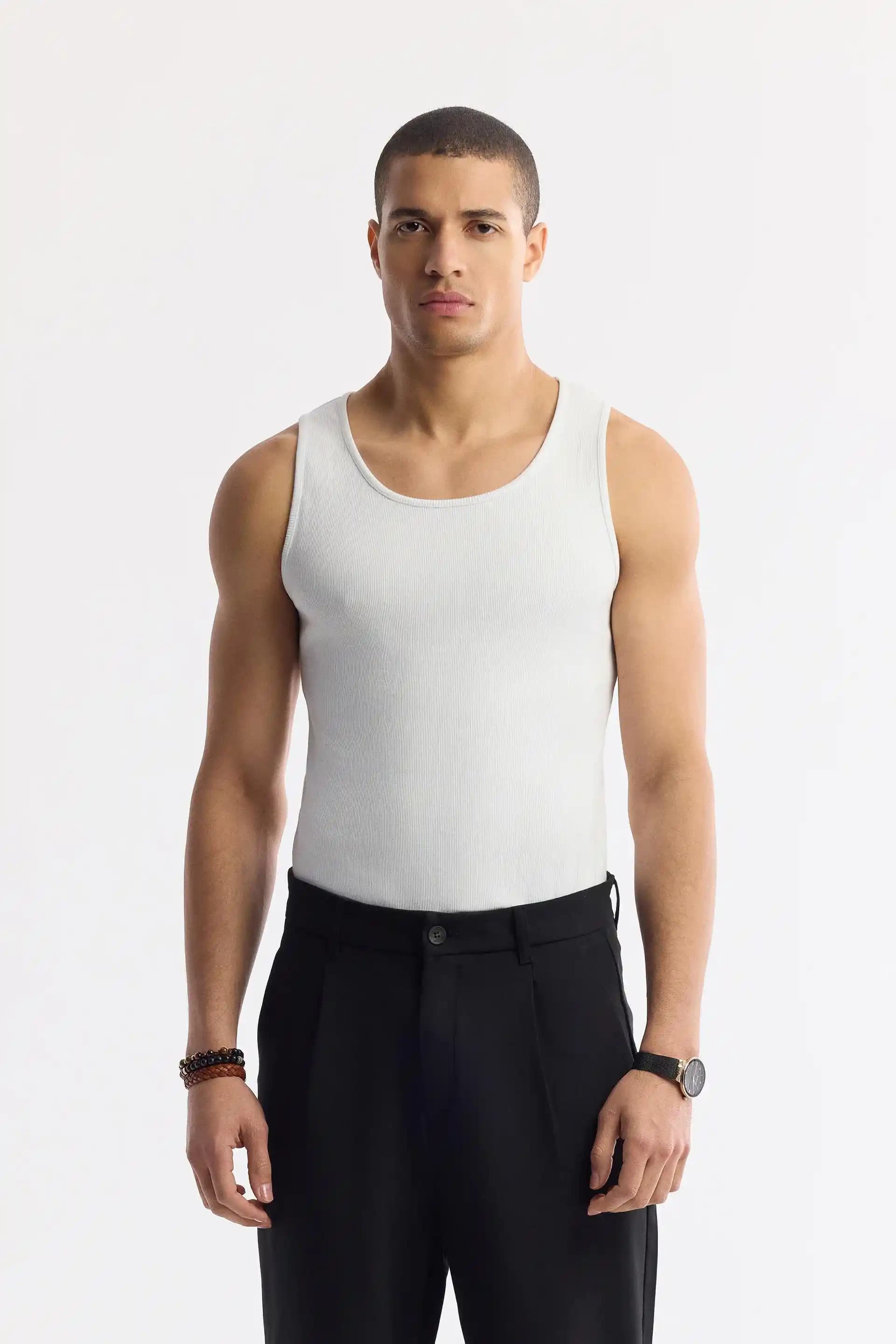 Elastan Pantolonlar: Moda ve Konforun Mükemmel Buluşması Hakkında Detaylı Bilgi