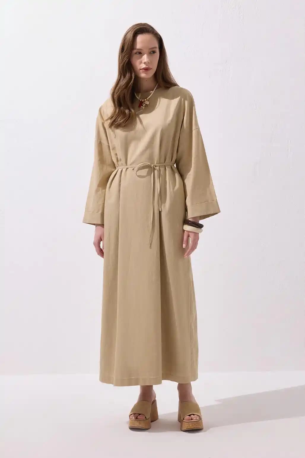 Elbise Tüyü Modada Şıklığın ve Sıcaklığın Simgesi Oluyor