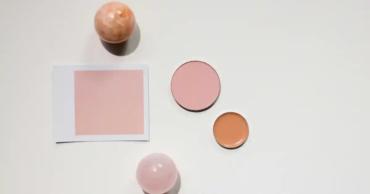 Erkek Çocuk Modasında Oduncu Gömleği: Güncel Trendler, Kombinasyonlar ve Stil Önerileri