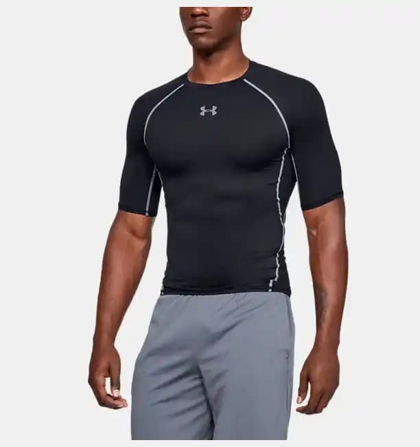 Erkek Compression Tişörtler: Moda ve Fonksiyonelliğin Birlikte Sunulduğu Güncel Trendler