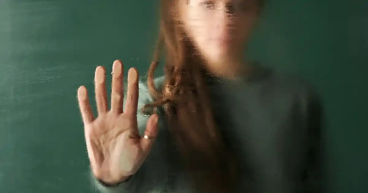 Erkek Cüzdanlarında Yenilik: Telefon Bölmeli Modellerle Şıklık ve İşlevsellik Bir Arada