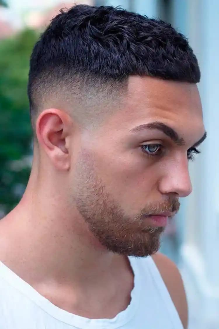 Erkek Kesim Modelleri ve Güncel Moda Trendleri Hakkında Kapsamlı Bilgi