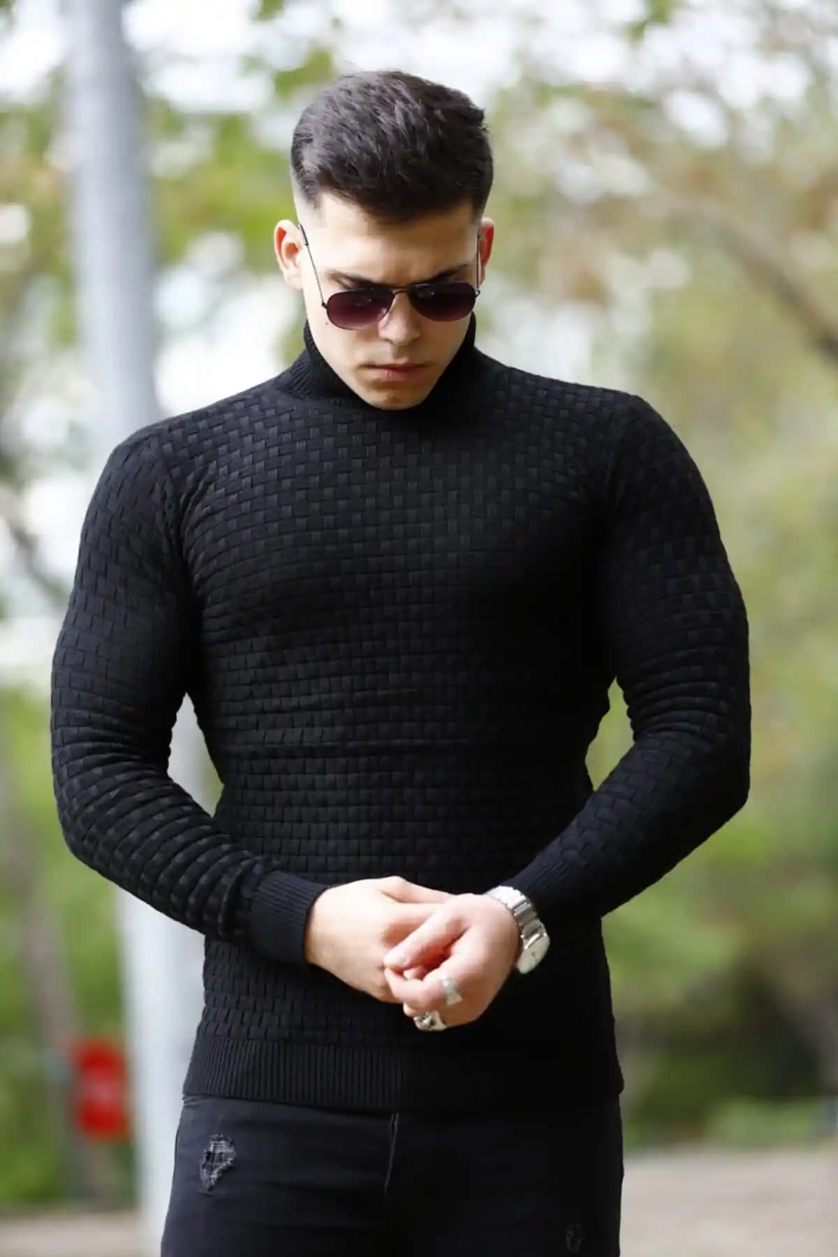 Erkek Kuşakları: Stil ve Şıklığın Anahtar Unsurları ve Moda Trendleri