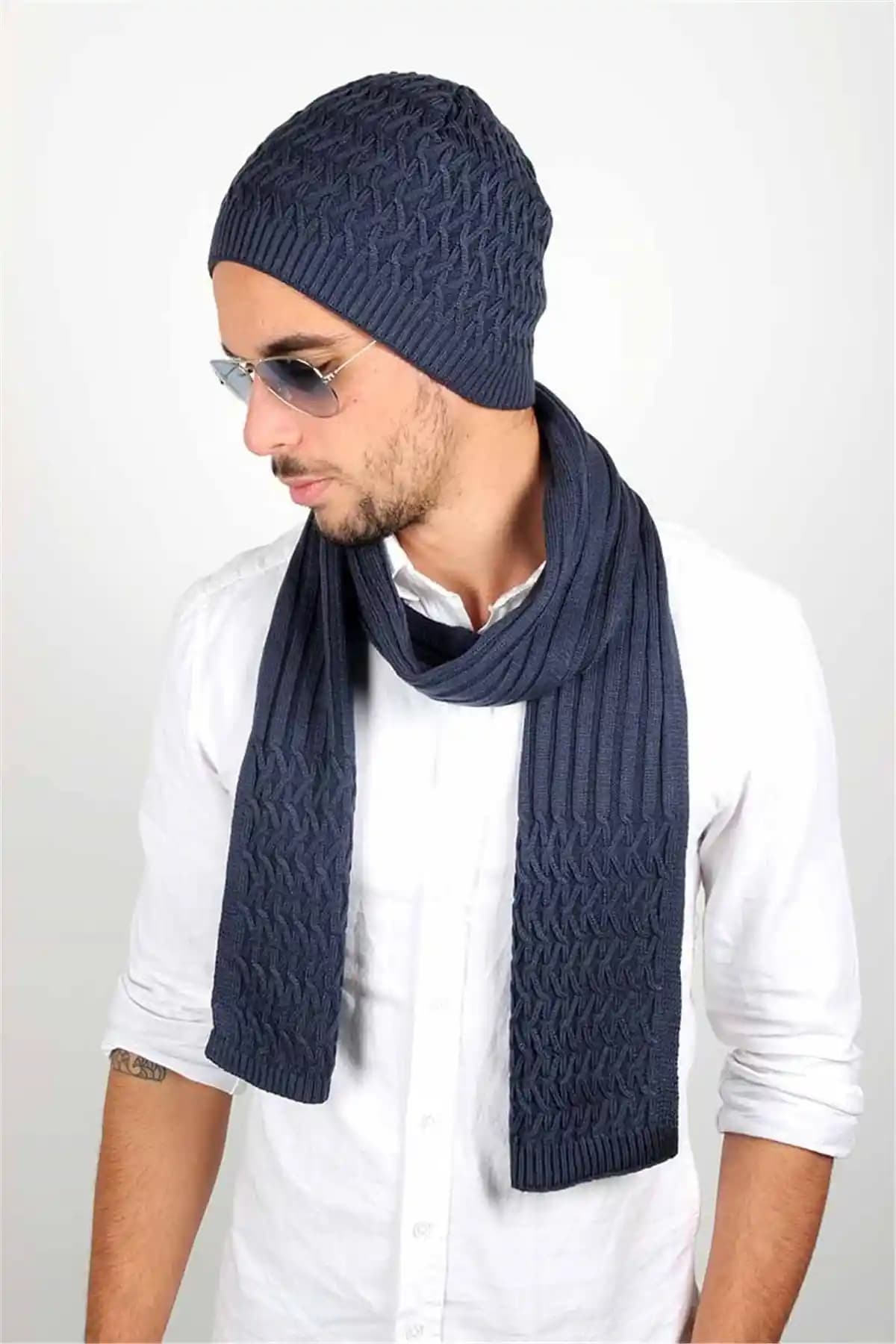 Erkek Modasında Atkı ve Bere Seçimi ve Kombinasyon İpuçları 2023