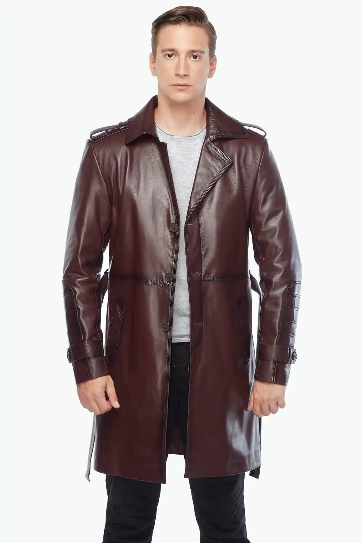 Erkek Modasında Deri Pardesülerin Önemi ve Stil İpuçları 2023