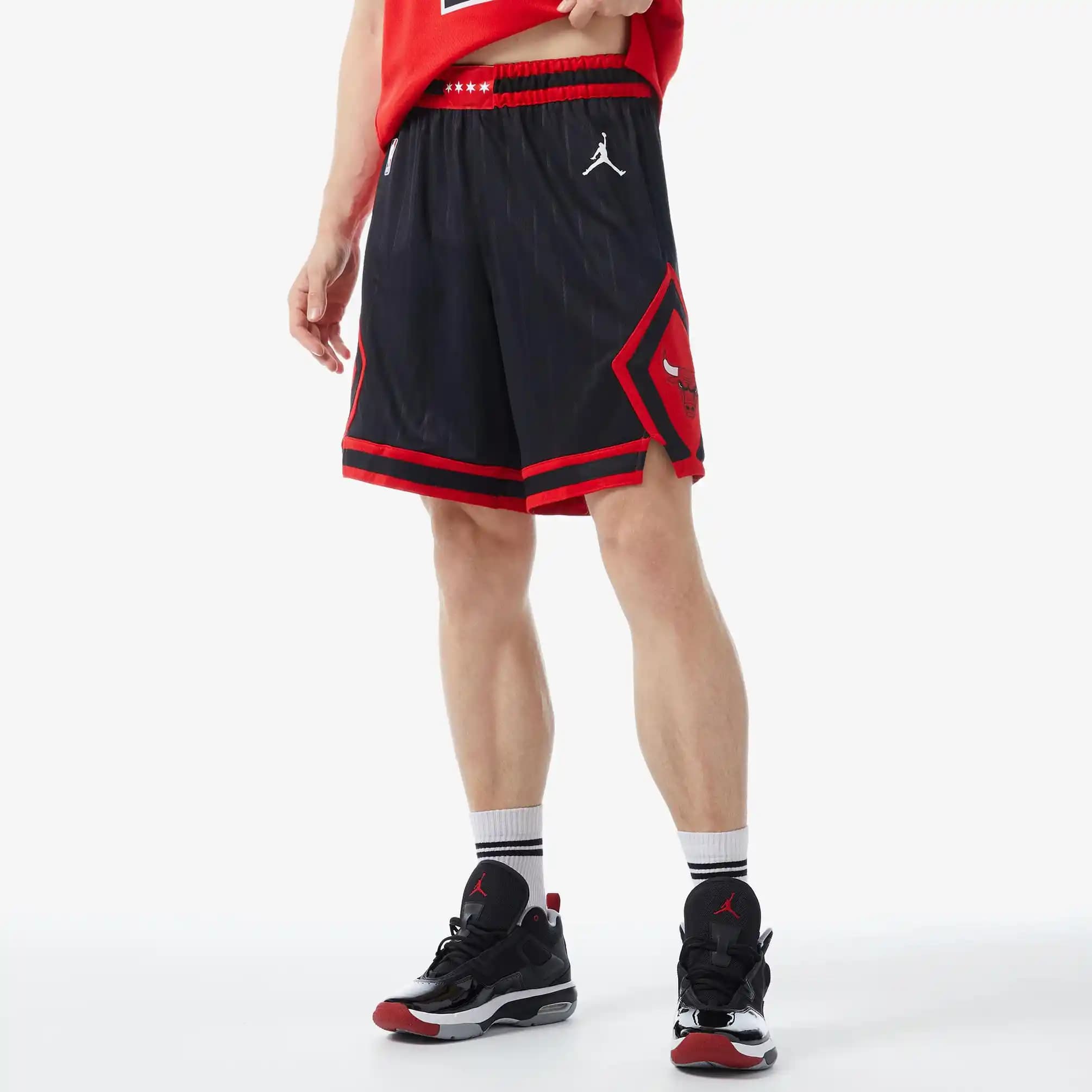 Erkek Modasında Rahat ve Şık Bir Seçenek: Basket Şortu Yüksek Kalite ve Tarzın Buluşması