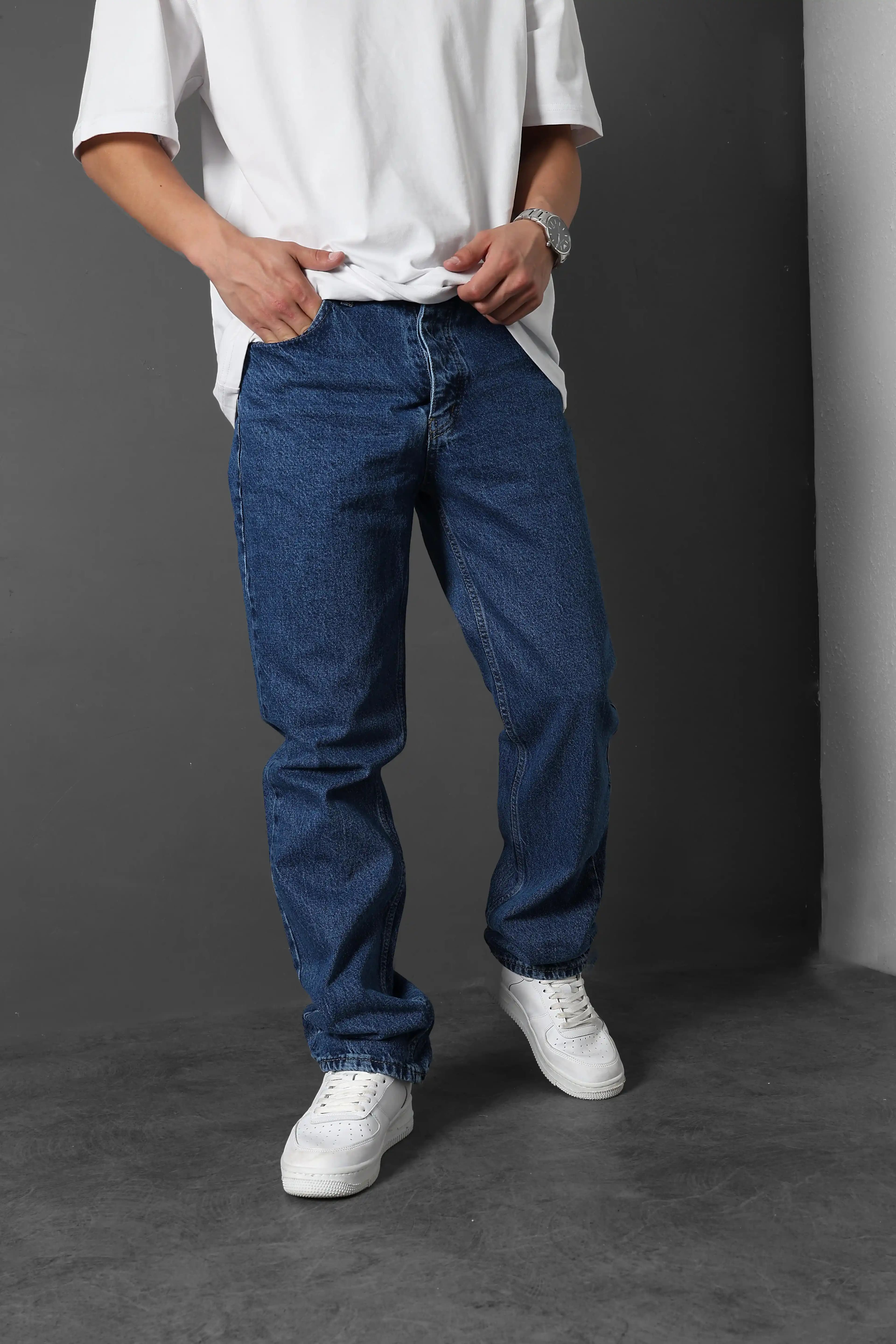 Erkek Modasında Rahatlık ve Şıklığın Buluştuğu Baggy Kombinler Trendleri