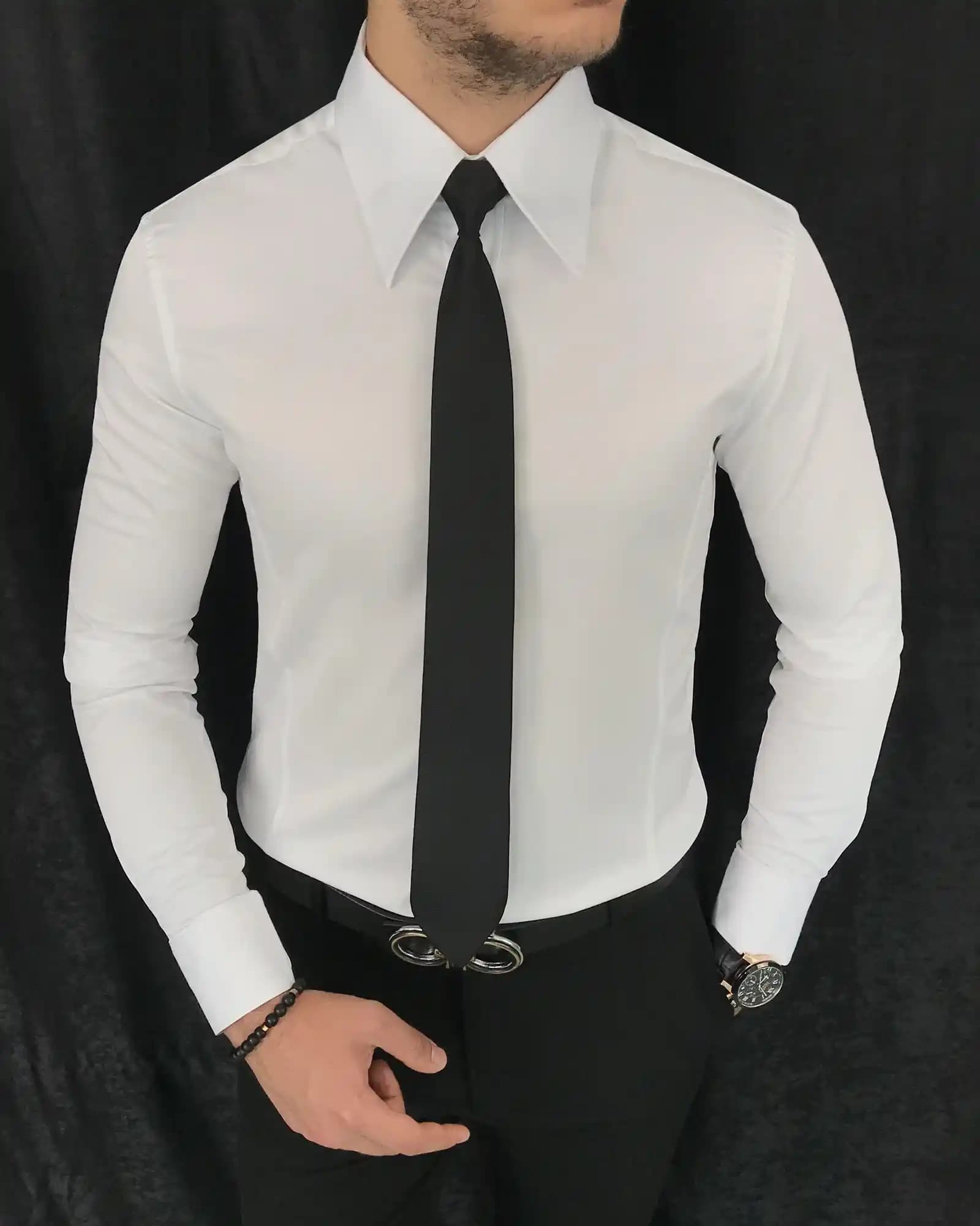 Erkek Modasında Sivri Yaka Gömleklerin Trendleri ve Stil İpuçları 2023