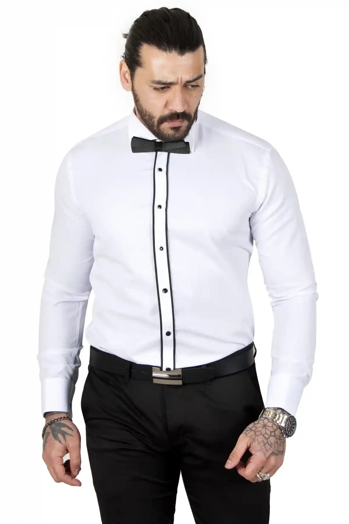 Erkek Modasında Zarif ve Şık Kol Düğmeli Gömleklerin Stil İpuçları ve Kombinasyon Önerileri