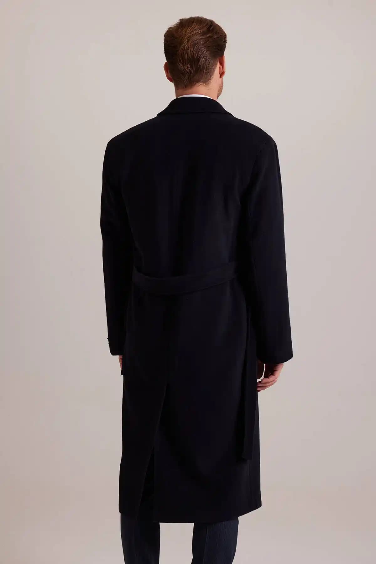 Erkekler İçin 100% Kaşmir Palto Modelleri ve Moda Trendleri 2023