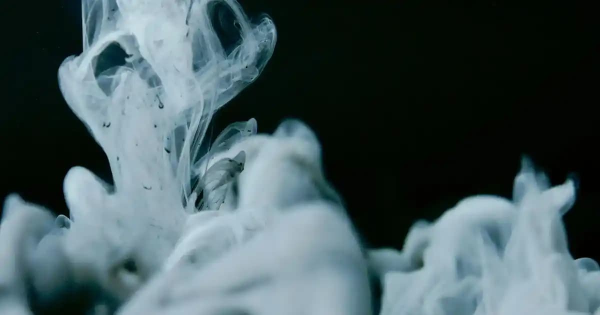 Erkekler İçin Desenli Yün Kazaklar: Moda ve Fonksiyonelliğin Güncel Trendleri