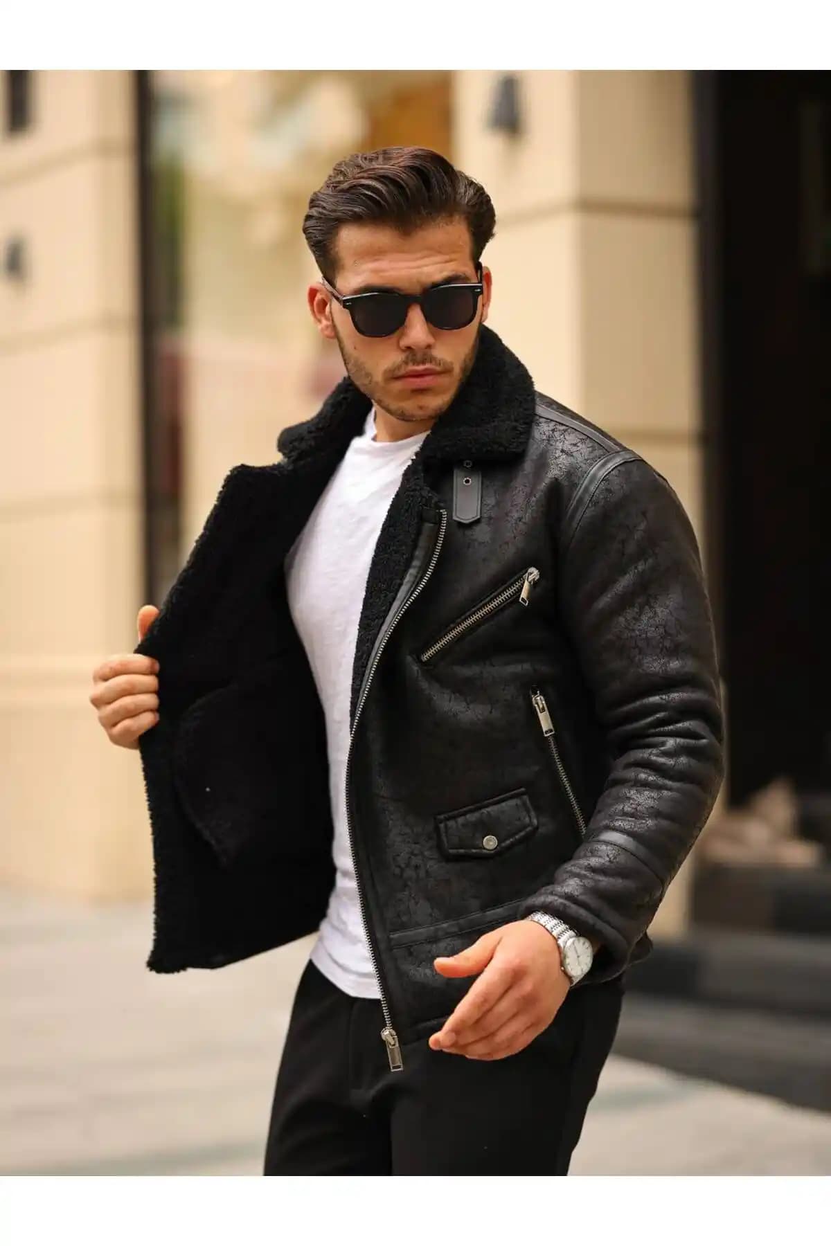 Erkekler İçin Kürklü Nubuk Montlar: Şıklık ve Konforun Buluştuğu Kış Modası