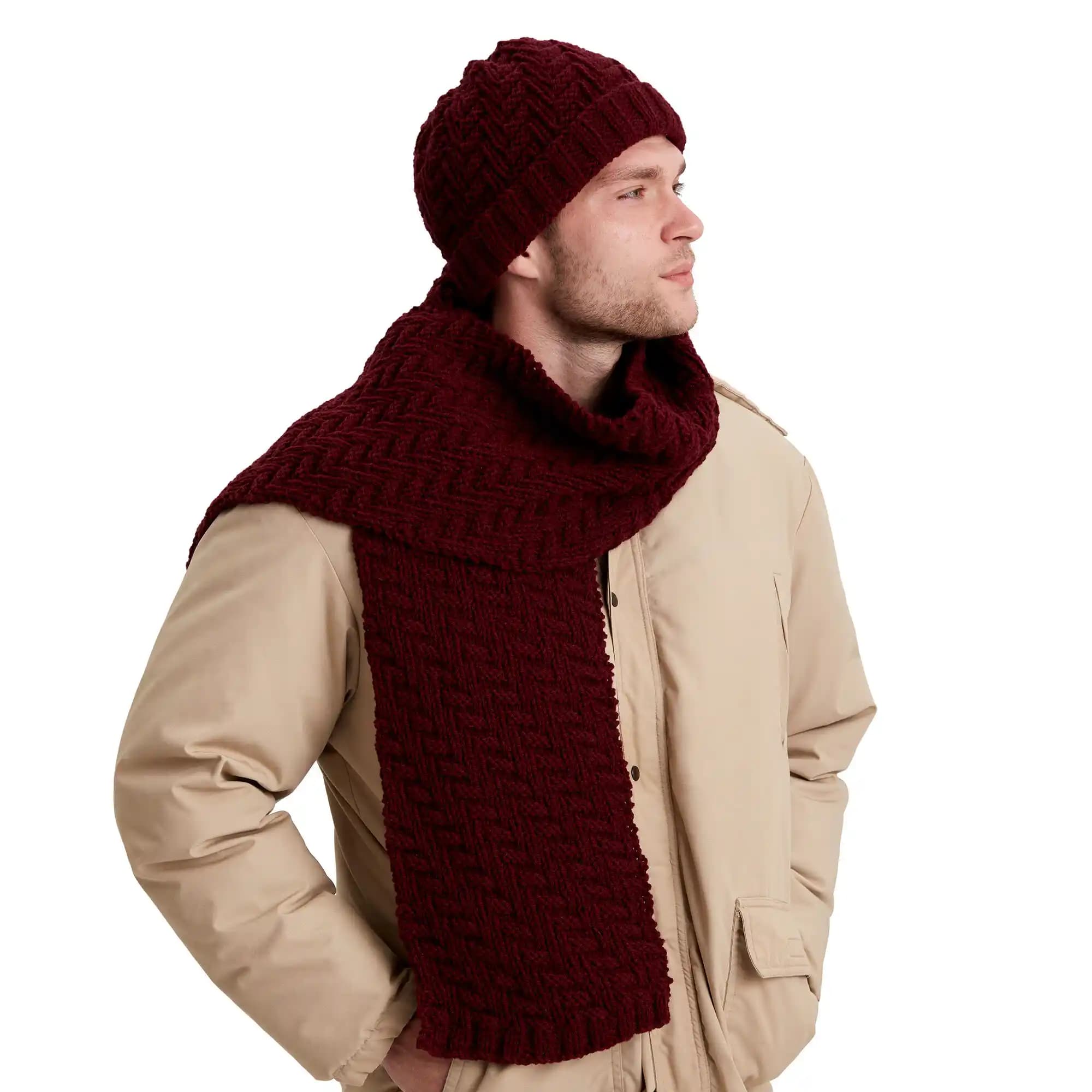 Erkekler İçin Örgü Atkı Modelleri: Tarzınızı Yansıtan Sıcak ve Şık Alternatifler