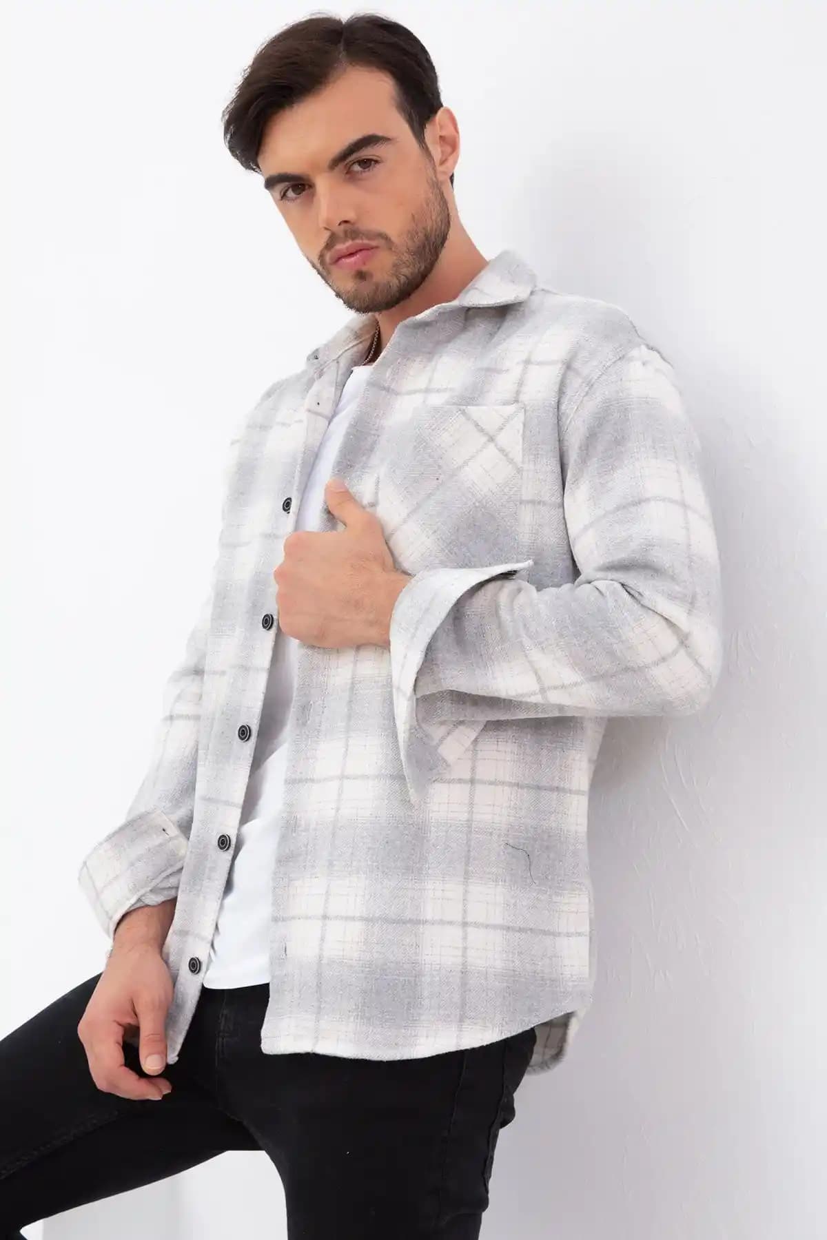 Erkekler İçin Oversize Oduncu Gömlekler: Güncel ve Rahat Moda Trendleri