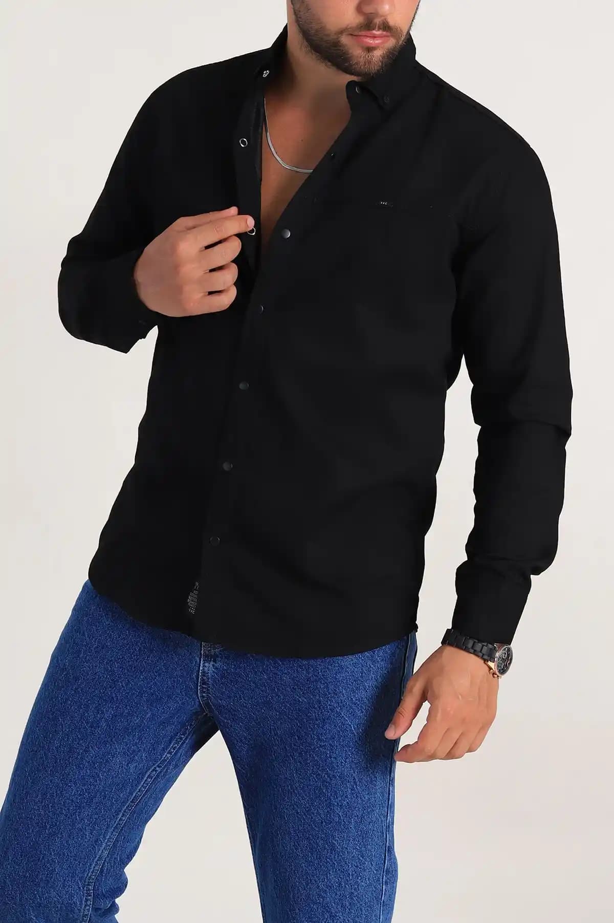 Erkekler İçin Siyah Kot Gömlek: Moda ve Stil Rehberi ile Şıklık ve Rahatlık