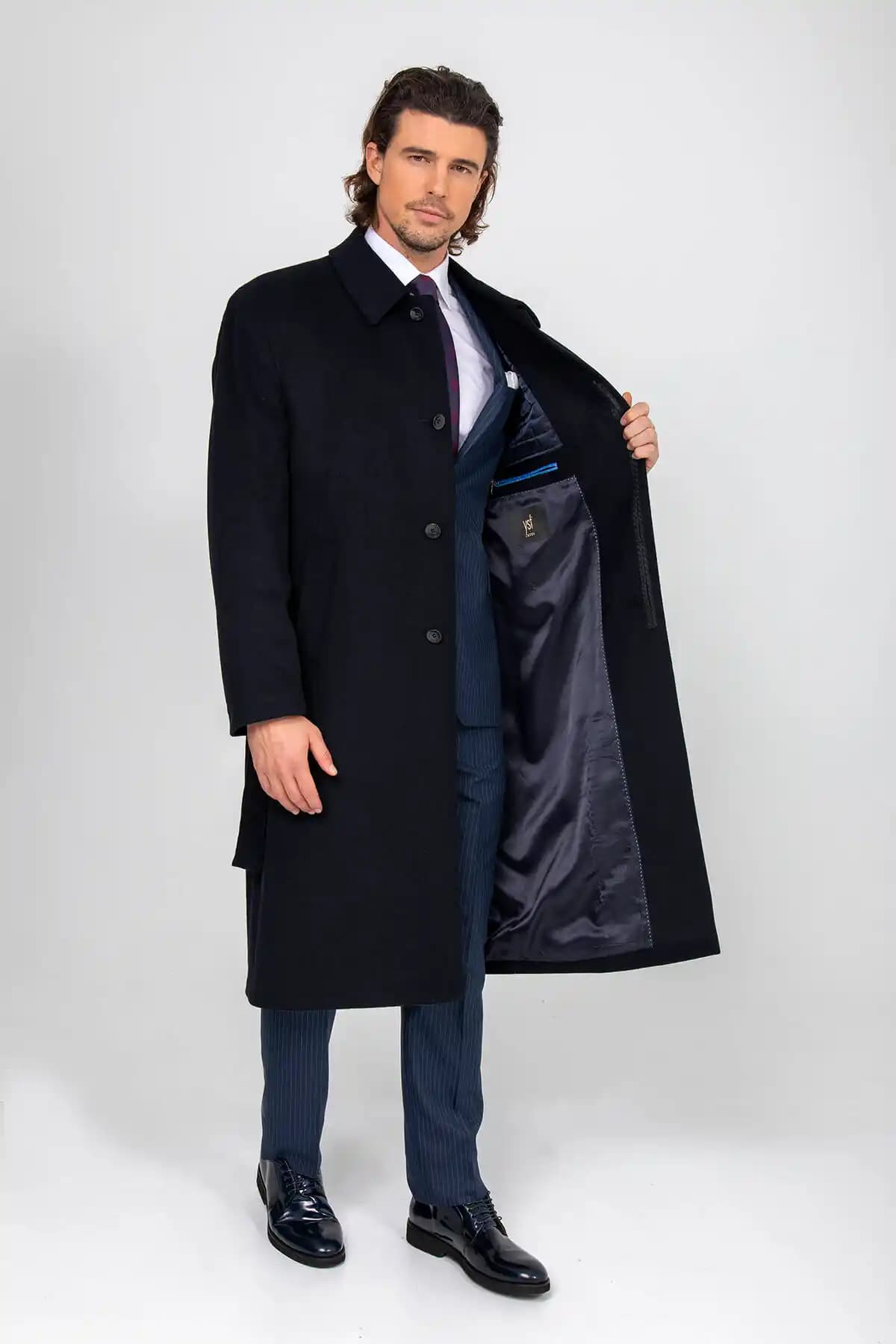 Erkekler İçin Uzun Palto Modası 2025 Trendleri ve Stil İpuçları