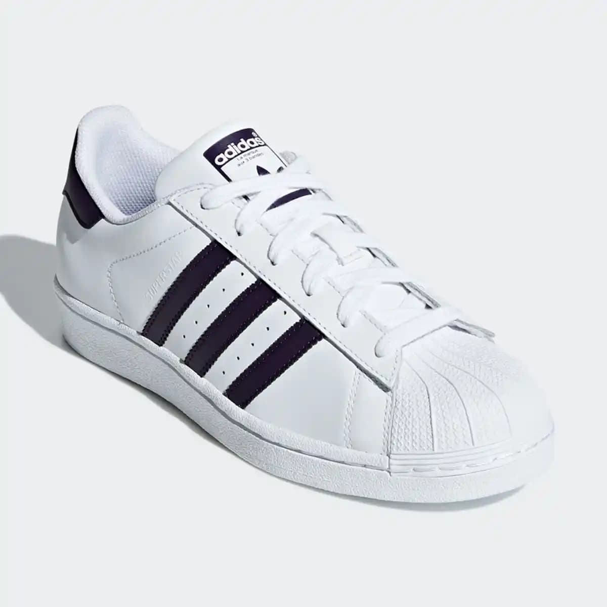 FLO Süperstar'ın Moda Dünyasındaki Yeri ve Gelecekteki Etkileri Analizi