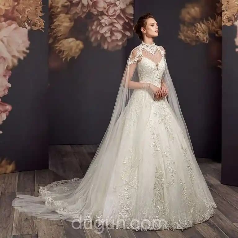 Gelinlik ve Damatlık Kombinleriyle Düğünlerde Şıklık ve Uyum Yakalamak