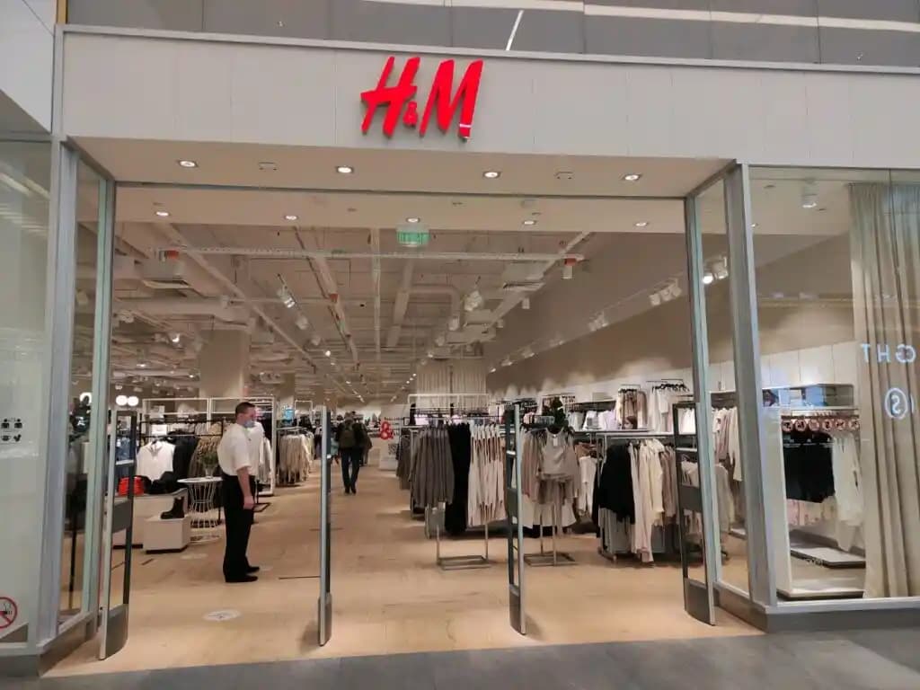 Giyim Franchise İş Modeli ve Moda Sektöründe Başarı Stratejileri