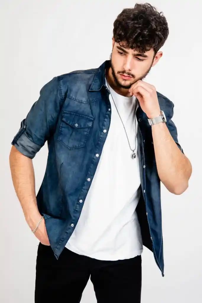 Göbekli Erkek Kombinleri: Güncel Trendler ve Stil İpuçlarıyla Modern Erkekler İçin Rehber