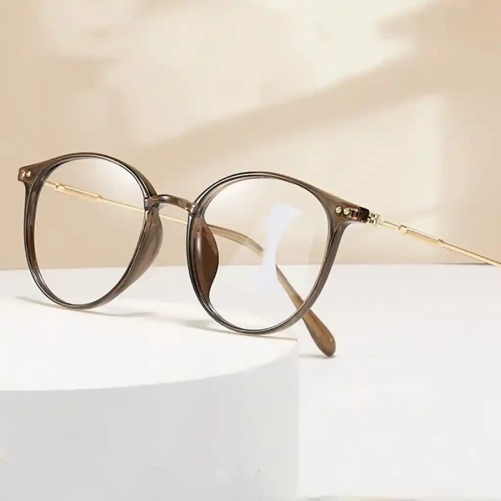 Gözlük Dereceli Modelleri ve Moda Trendleriyle Şıklığı Yakalayın