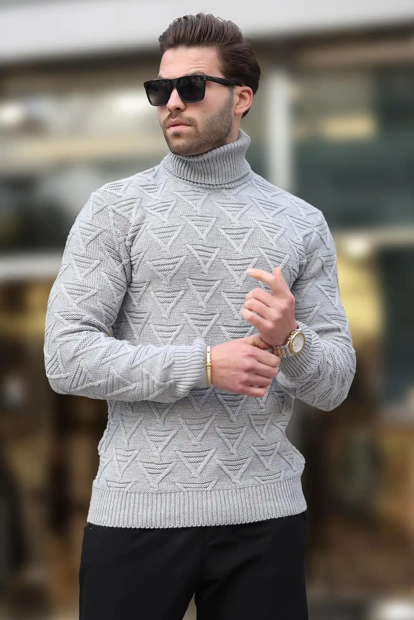 Gri Balıkçı Yaka Kazaklar: Kış Modasında Sadelik ve Şıklığın En İyi Seçenekleri