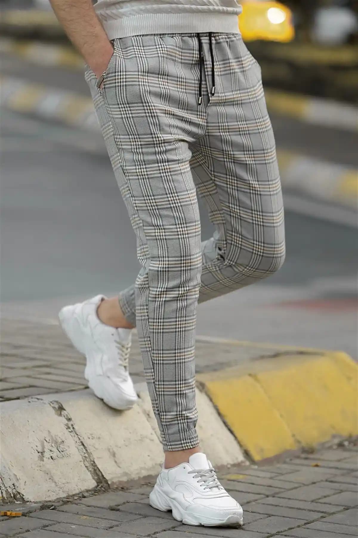 Gri Ekose Pantolon: Zamansız Şıklık ve Çok Yönlülük Sunan Moda Parçası