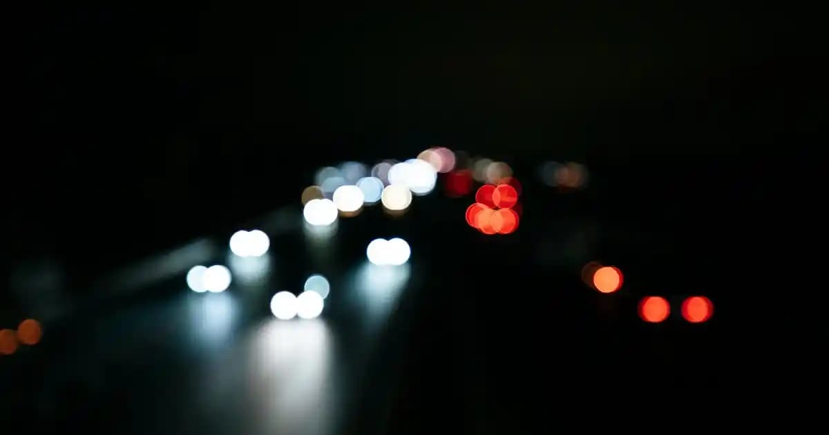 Gri Kaşe Kaban: Zamansız Şıklık ve Moda Trendleri Hakkında Kapsamlı Rehber