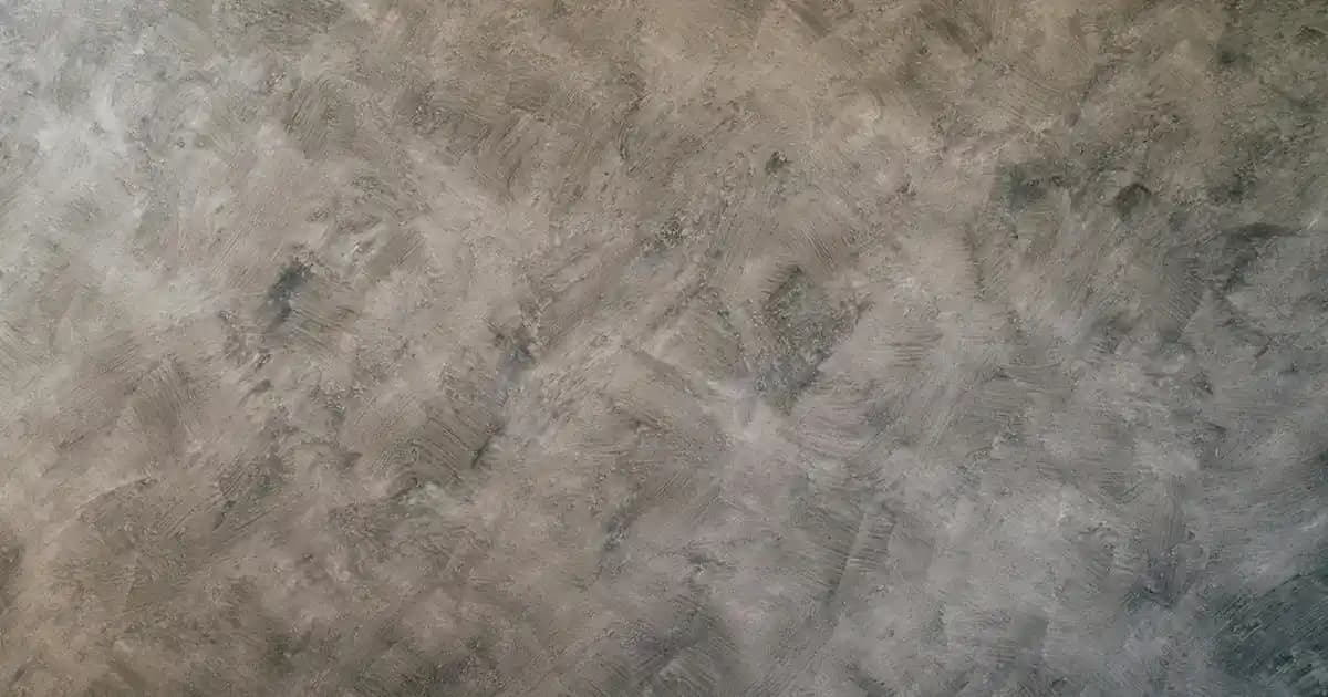 Günlük Gömlekler Moda Dünyasında Rahatlık ve Şıklığın Temel Parçası