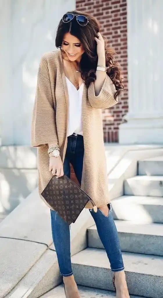 Günlük Kadın Kombinleri ve Stil İpuçlarıyla Rahat ve Şık Görünüm Yaratın