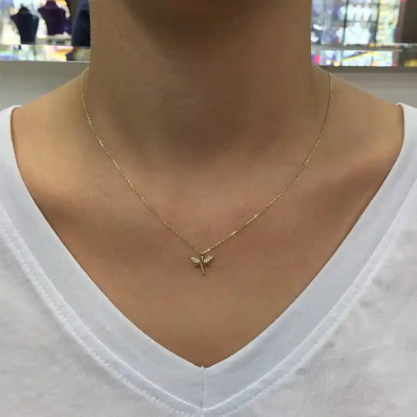 Günlük Kolye Modelleri ve Kombinasyon İpuçlarıyla Tarzınızı Yansıtın