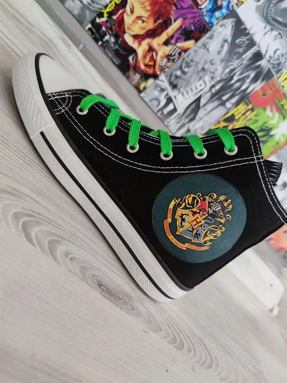 Harry Potter Temalı Ayakkabılar: Moda Dünyasında Büyülü ve Yenilikçi Tasarımlar