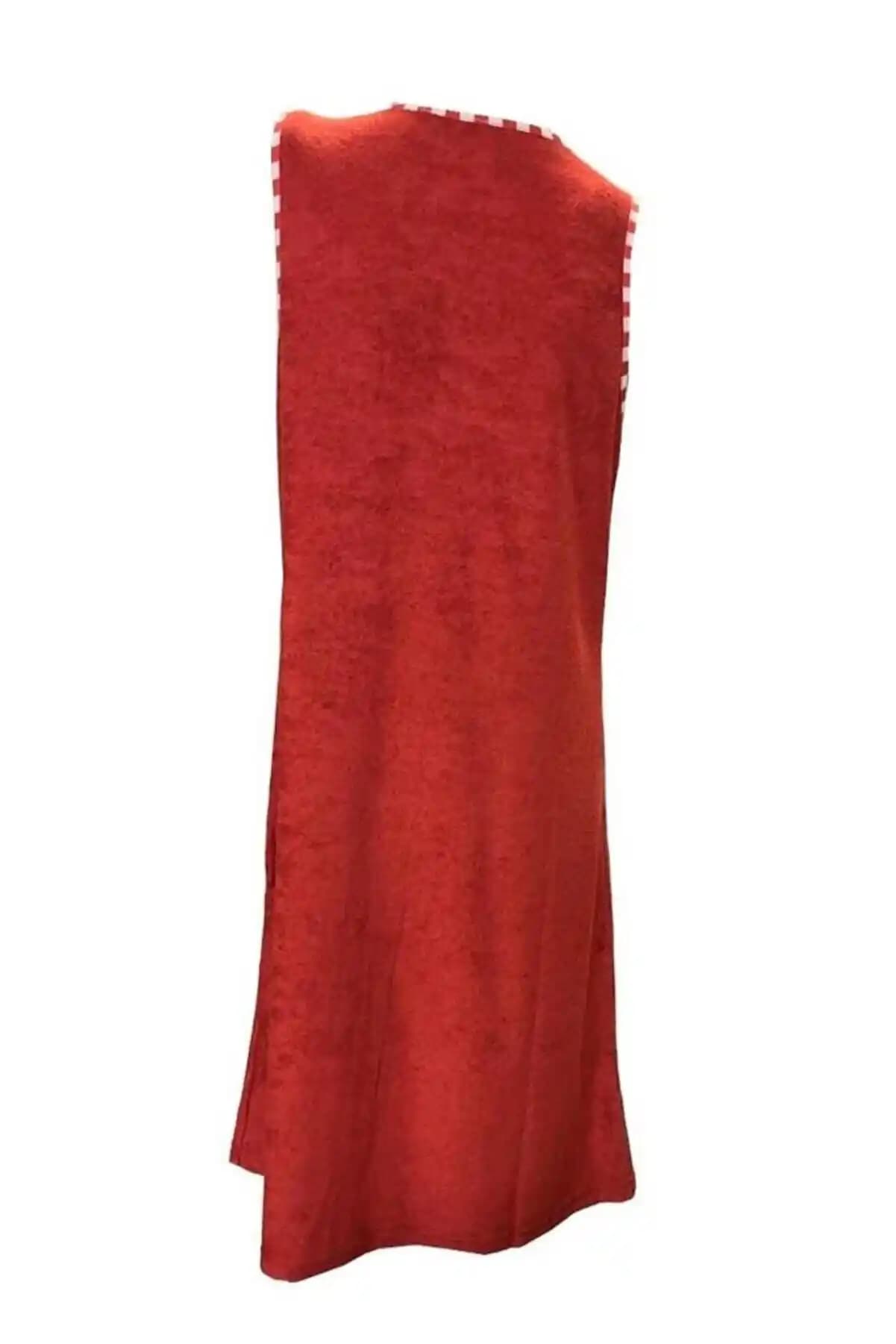 Havlu Elbise Trendleri: Rahatlık ve Şıklığın Modern Plaj Modasındaki Yeri