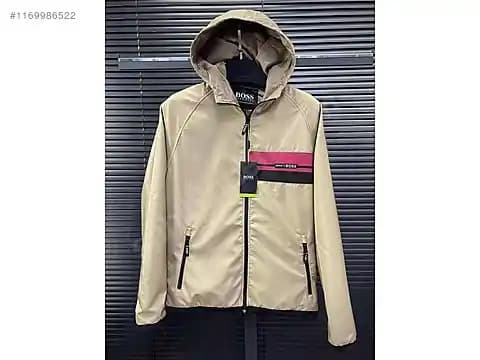 Hugo Boss Erkek Mont ve Kaban Koleksiyonu: Şıklık ve Fonksiyonellik Bir Arada
