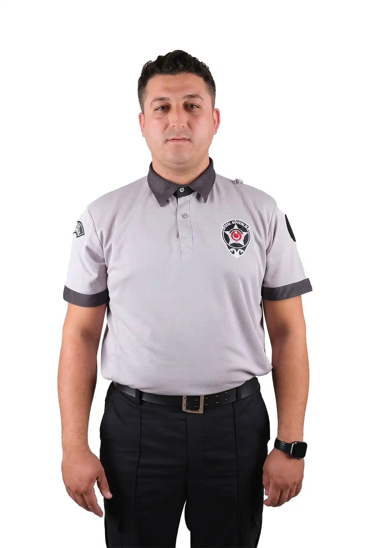 İş Elbisesi ve Tişört Modasında Güncel Trendler ve Stil İpuçları