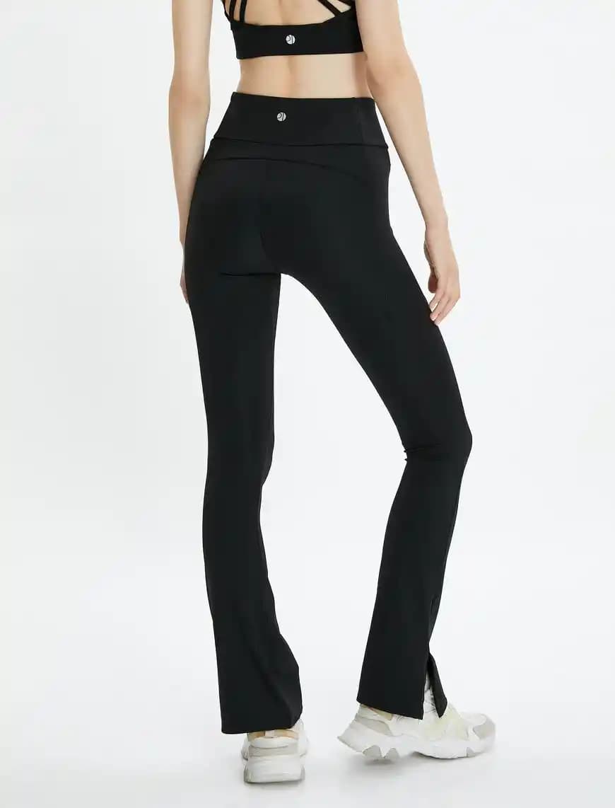 İspanyol Paça Taytlar Moda Dünyasında Yenilik ve Stil İfadesi