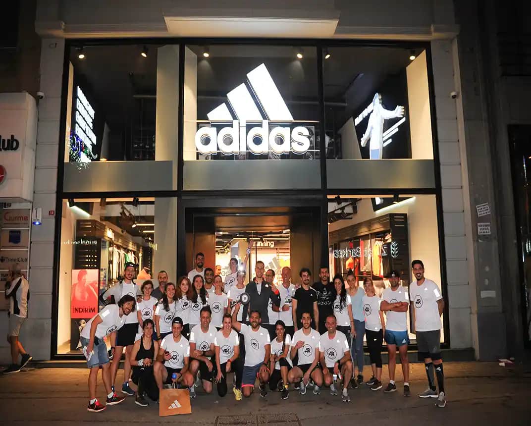 İstinye Adidas Mağazasıyla Spor ve Moda Trendlerini Yakalayın