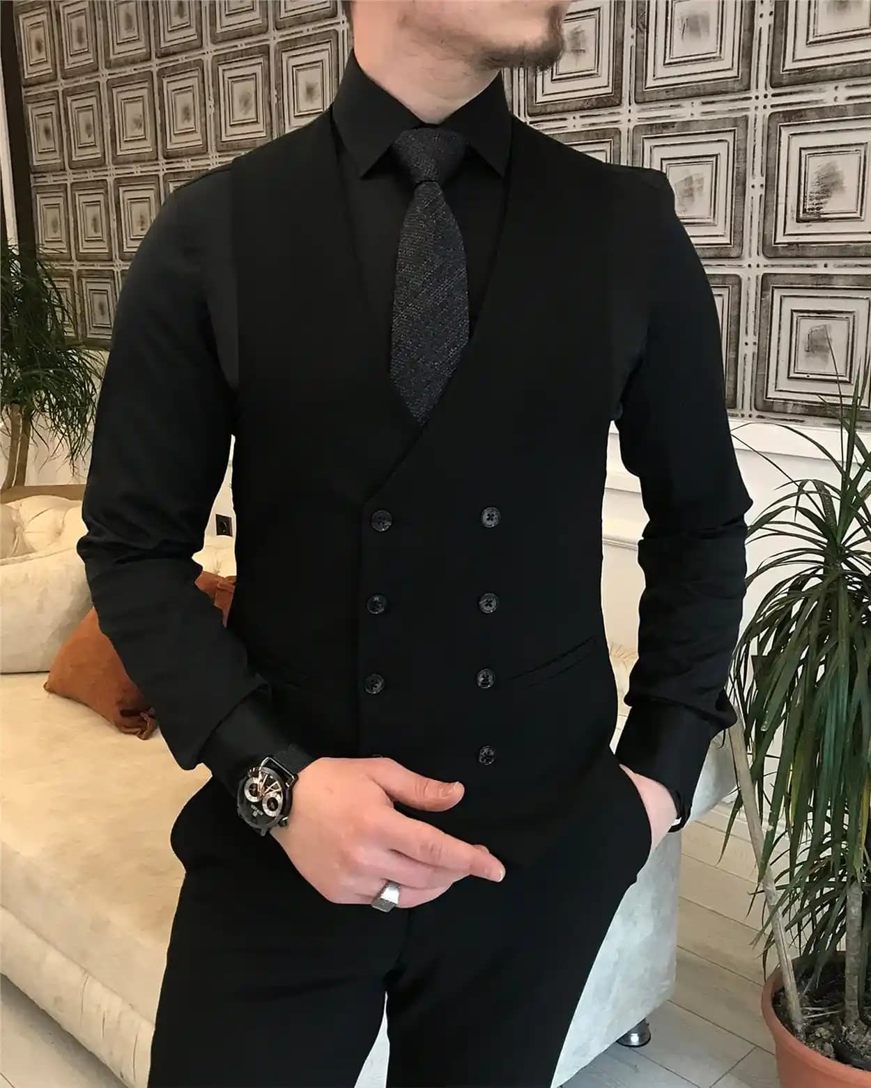 İtalyan Erkek Takım Elbisesi Seçimi ve Moda Trendleri Hakkında Kapsamlı Rehber