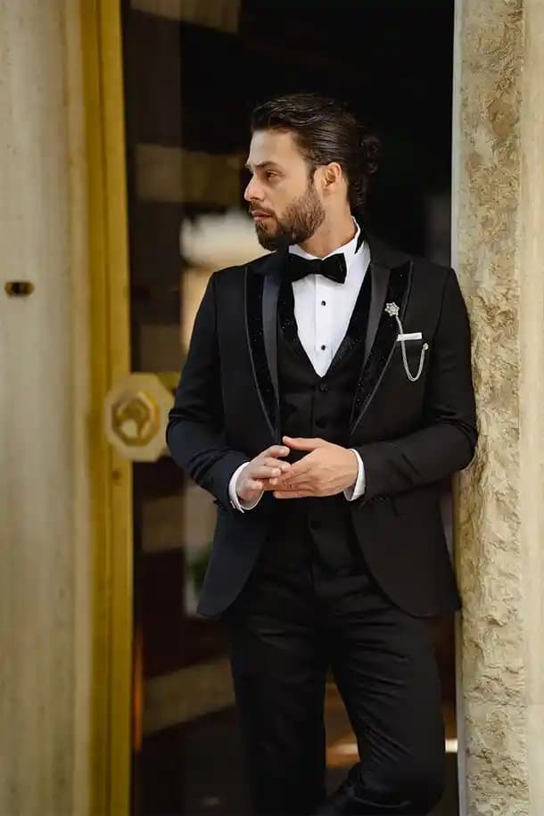 İtalyan Kesim Damatlıklar Modern Düğünlerde Şıklık ve Konforun Anahtarı