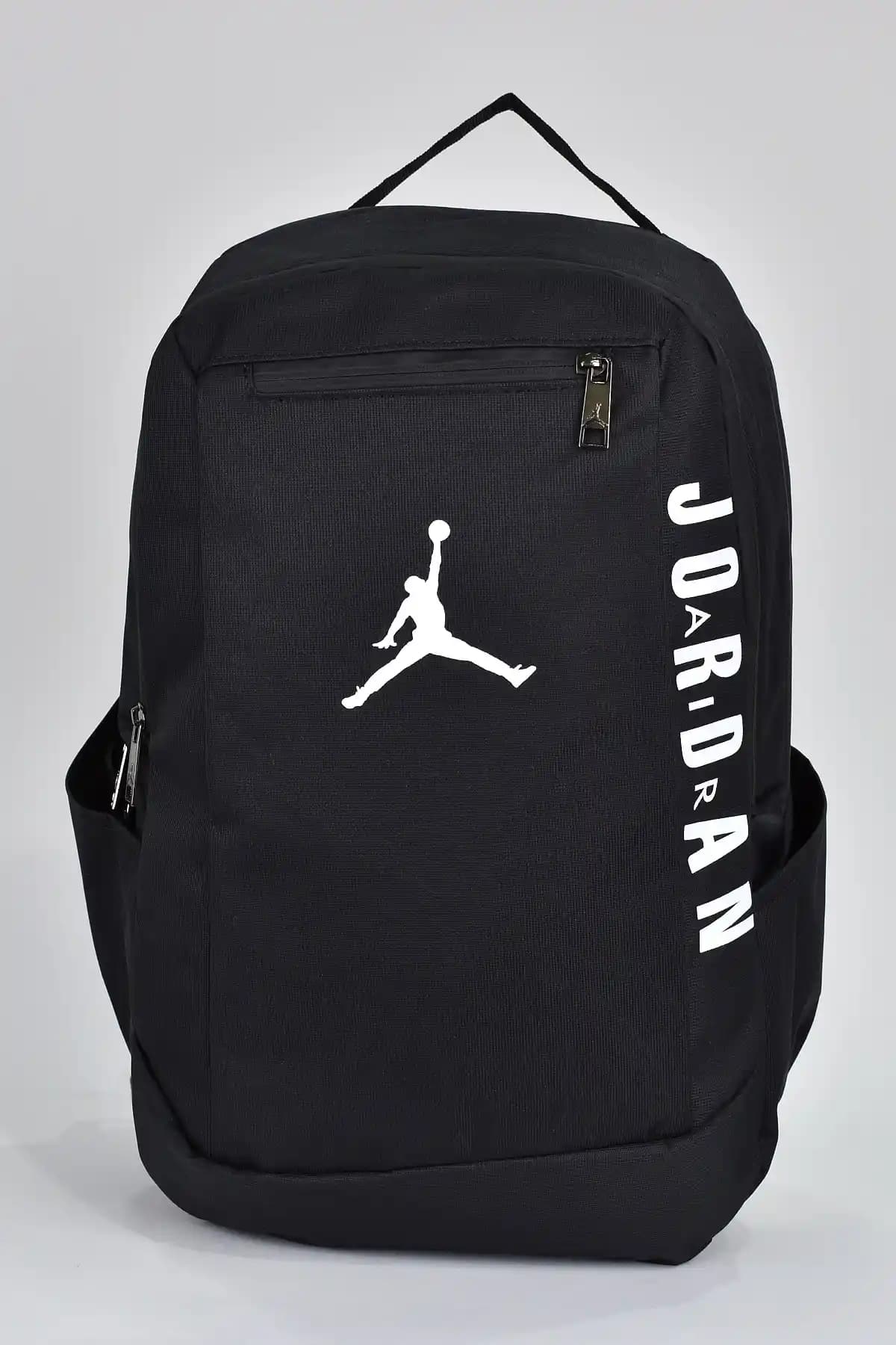 Jordan Okul Çantaları: Moda ve İşlevselliği Bir Arada Sunan Modern Seçenekler