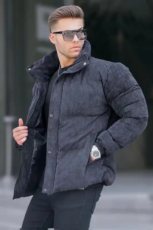 Kadife Erkek Ceketleri: Siyah Fitilli Kadife Ceketlerle Şıklık ve Zarafetin Buluşması