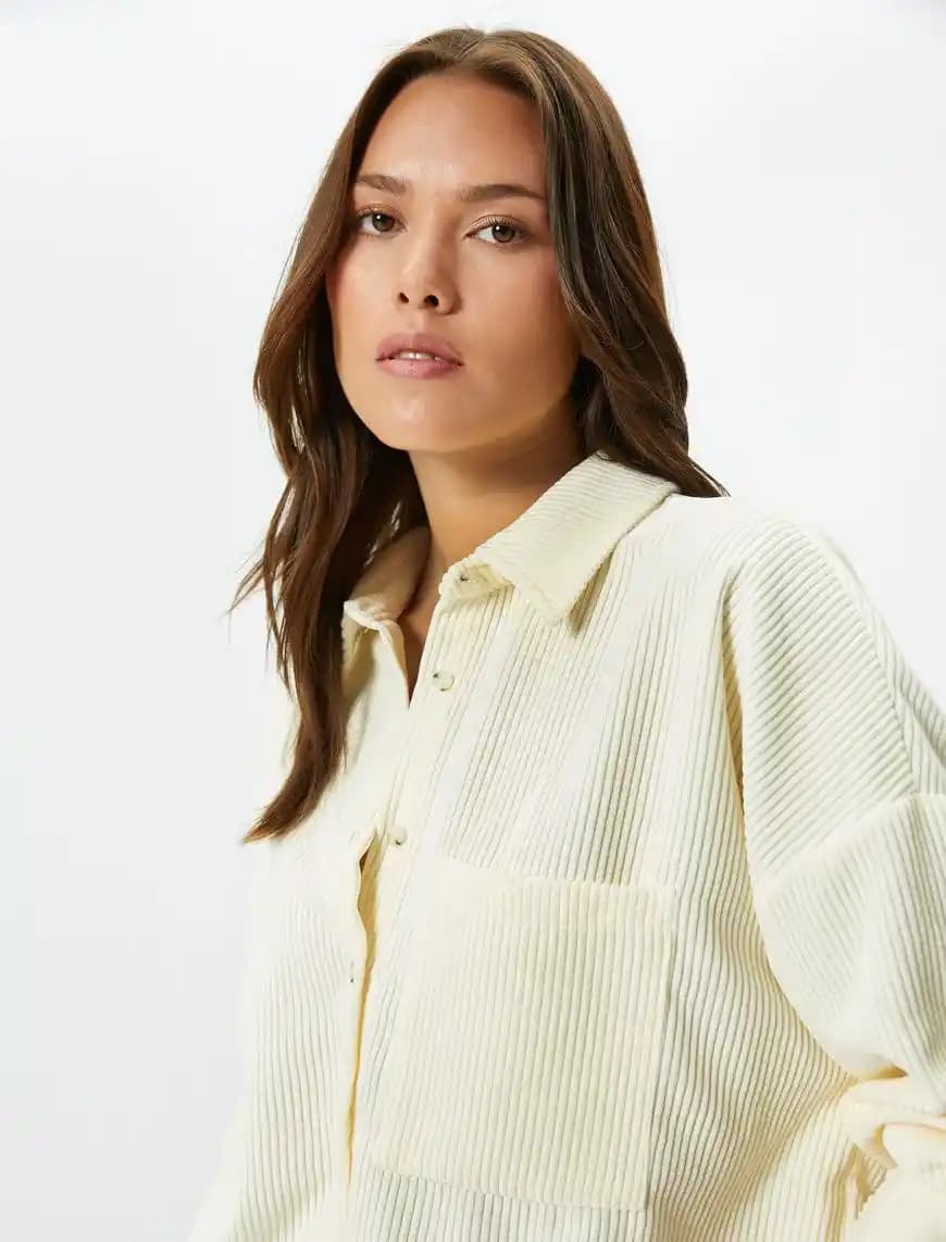 Kadife Gömlekler: Moda Dünyasında Zarif ve Şık Bir Seçenek Analizi