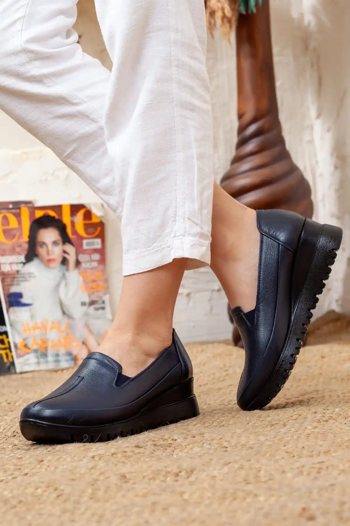 Kadın Ayakkabılarında Konfor ve Şıklığı Bir Arada Sunan Modern Ortopedik Tasarımlar