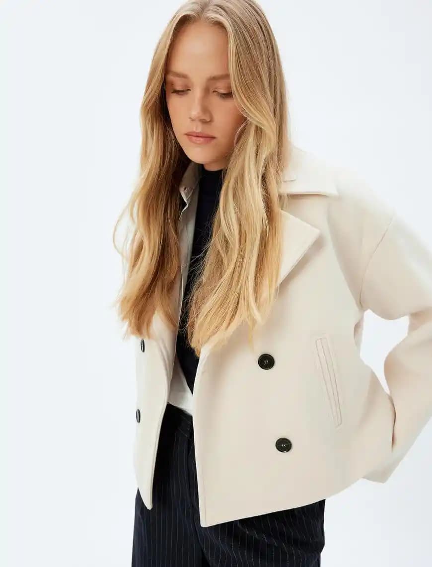 Kadın Kısa Kaşe Kabanlar Moda Trendleri ve Stil Önerileri 2023